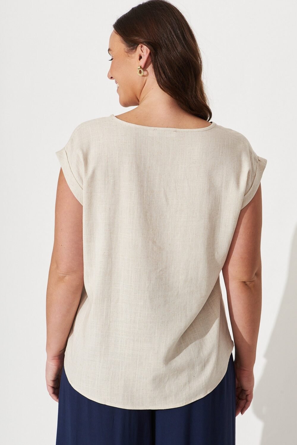 Top In Oatmeal Linen Blend - Image 8