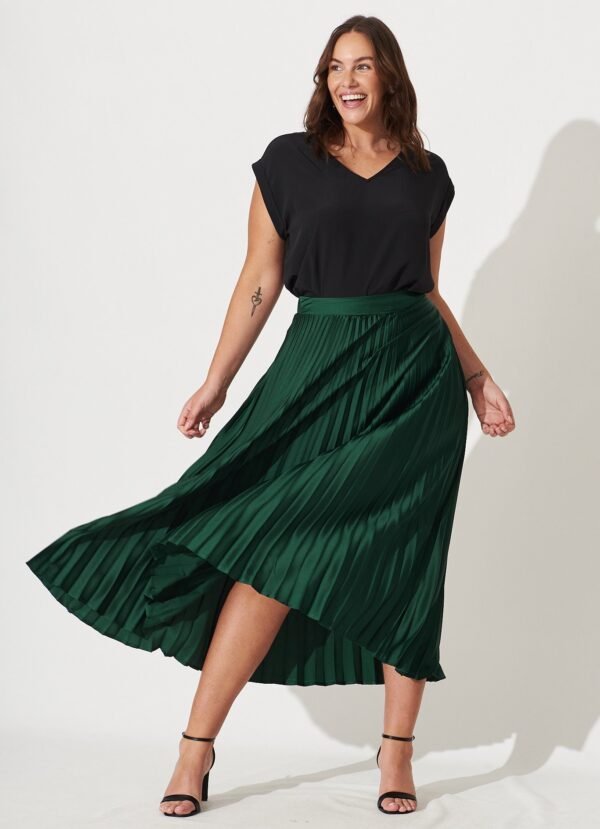 Top In Black - Image 6
