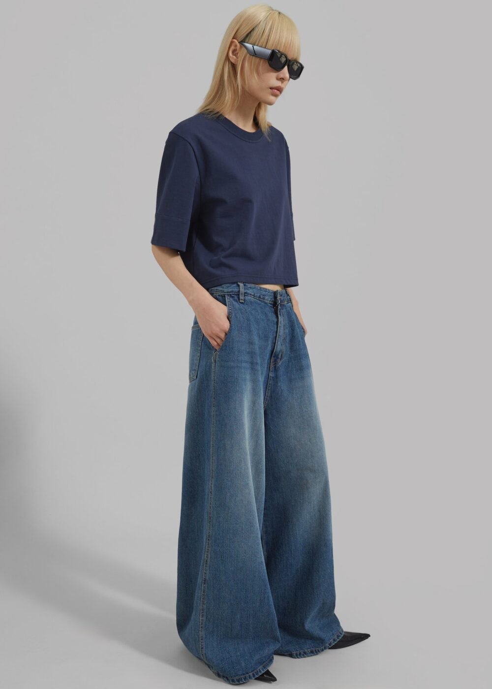 Wide Leg Jeans - Medium Wash