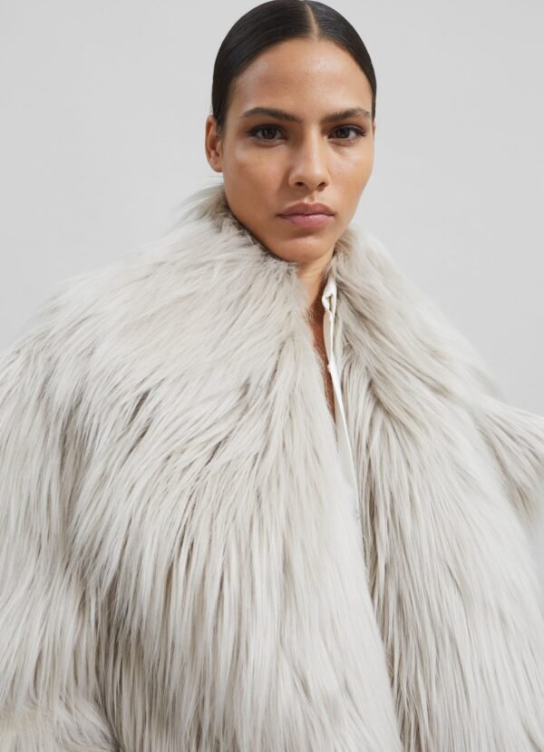 Short Faux Fur Coat - Grey - Image 6