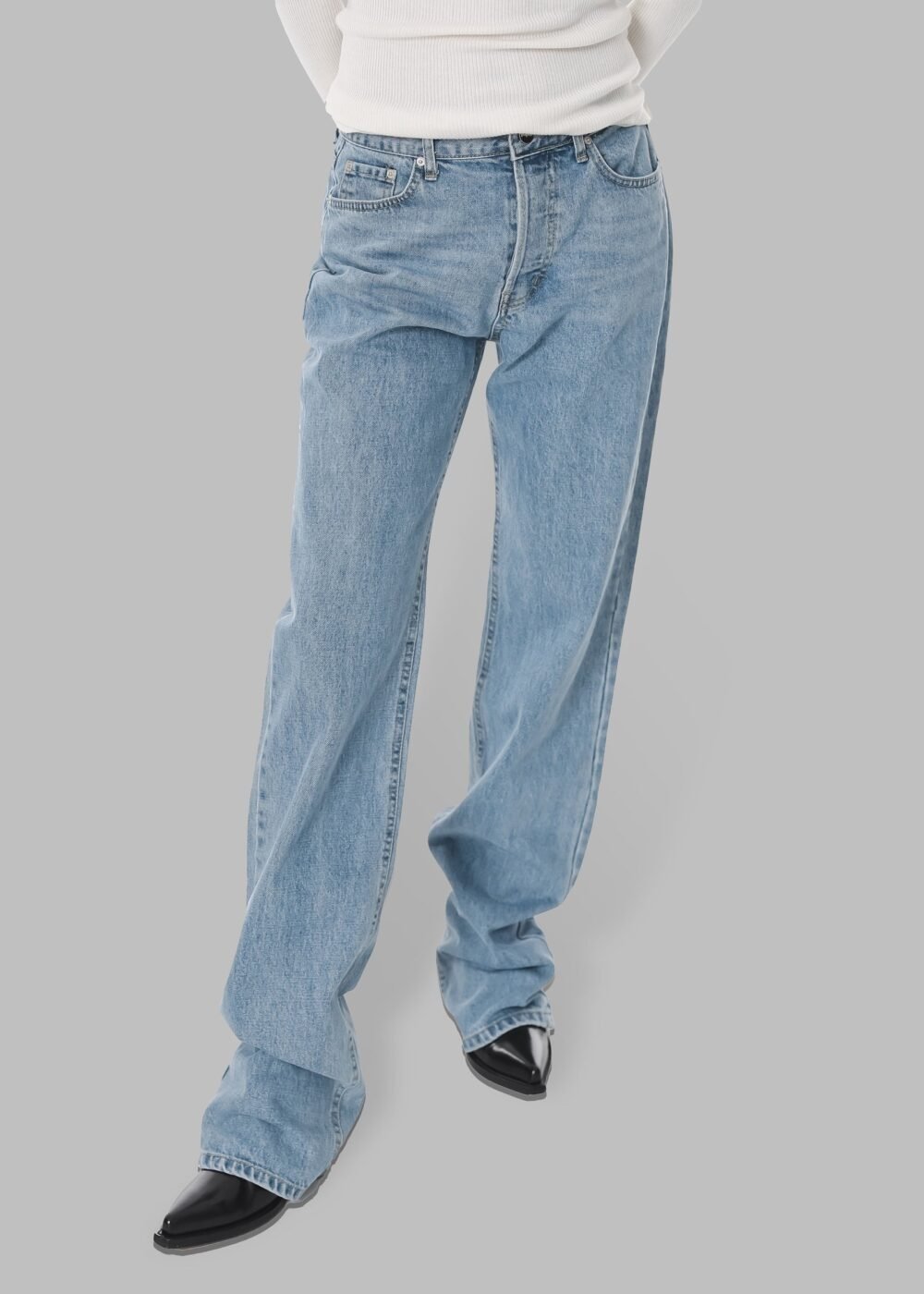 Jeans - Light Wash - Image 9